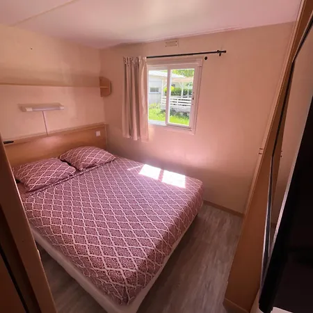 Mobile-home Entierement Equipe, Riviere En Contrebas キャンプ場 Le Martinet